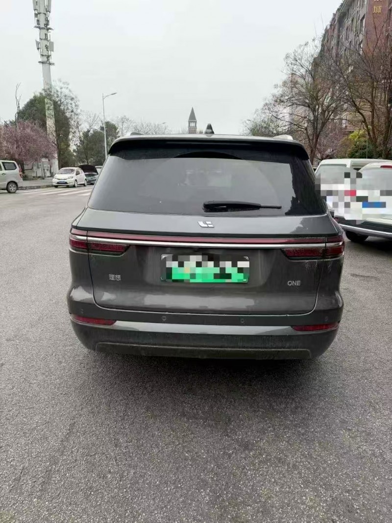 六盘水22年理想理想ONE5