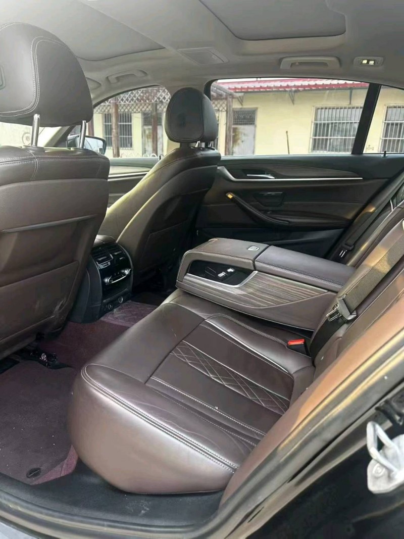 天津19年宝马5系4