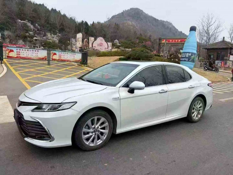 枣庄21年丰田凯美瑞3