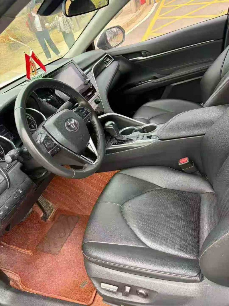 枣庄21年丰田凯美瑞6