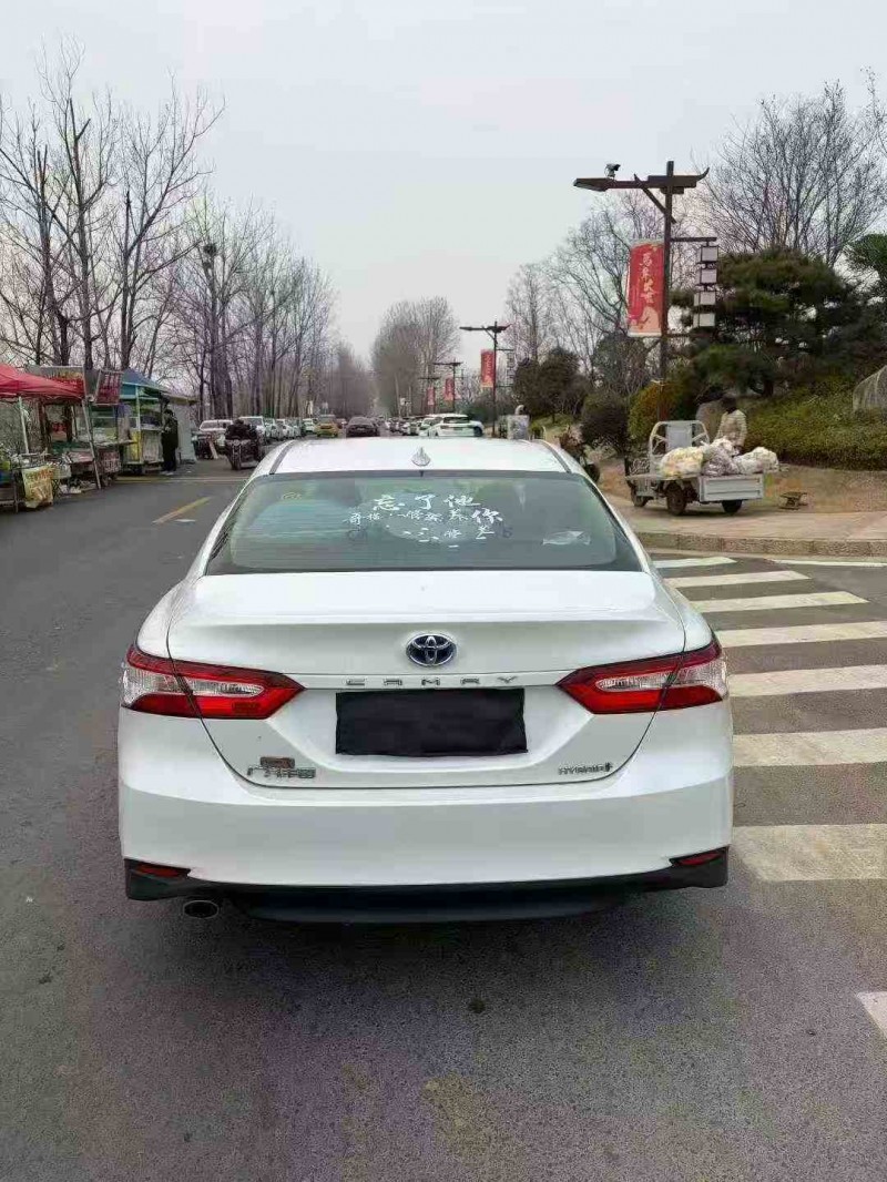 枣庄21年丰田凯美瑞9