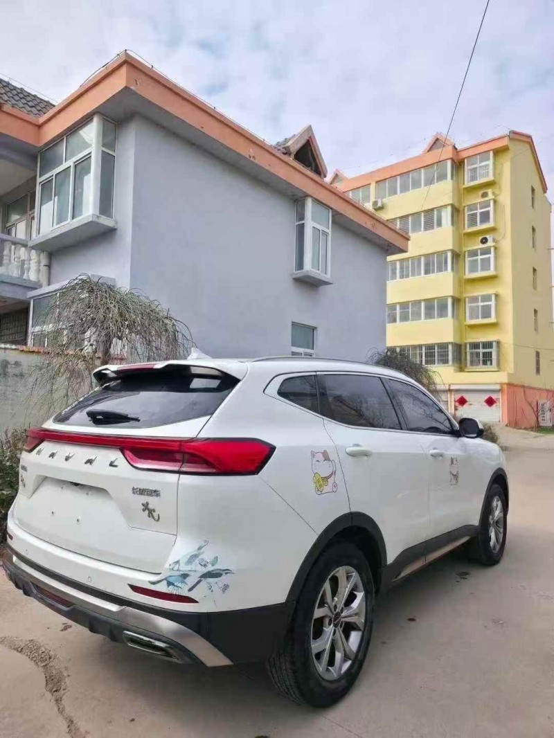 东营21年哈弗H68