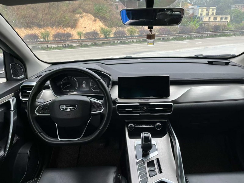 柳州19年吉利缤越4