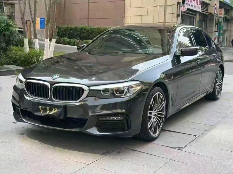 重庆19年宝马5系3