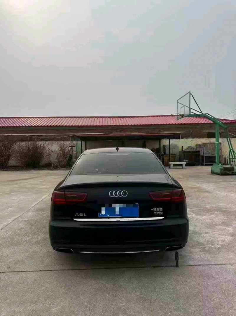 天津16年奥迪A6L3