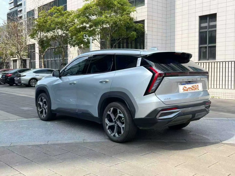 佛山25年吉利博越7