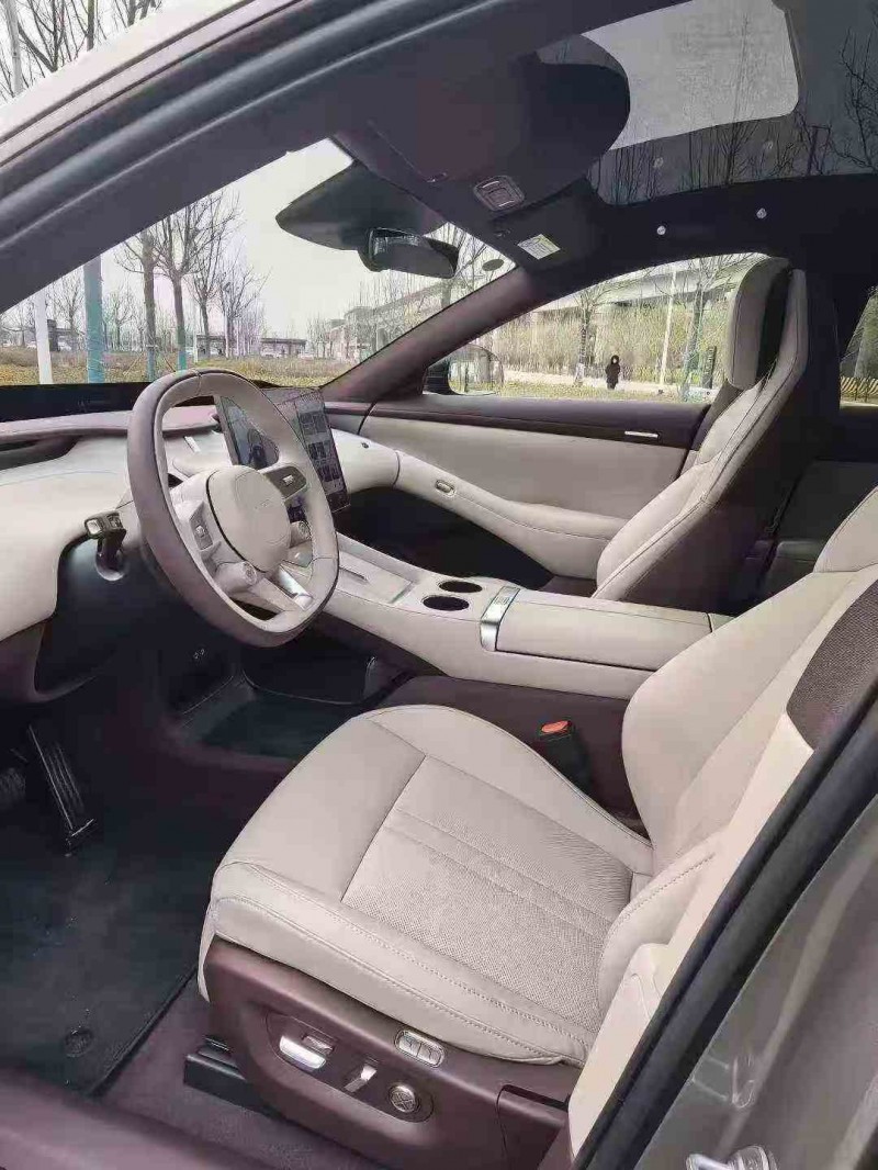 天津25年小米SU76