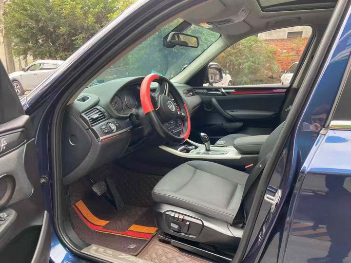 成都17年宝马X34