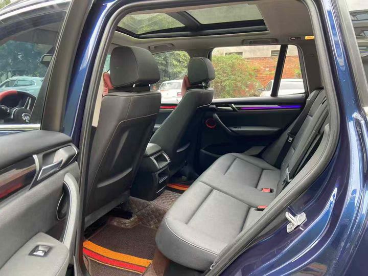 成都17年宝马X35