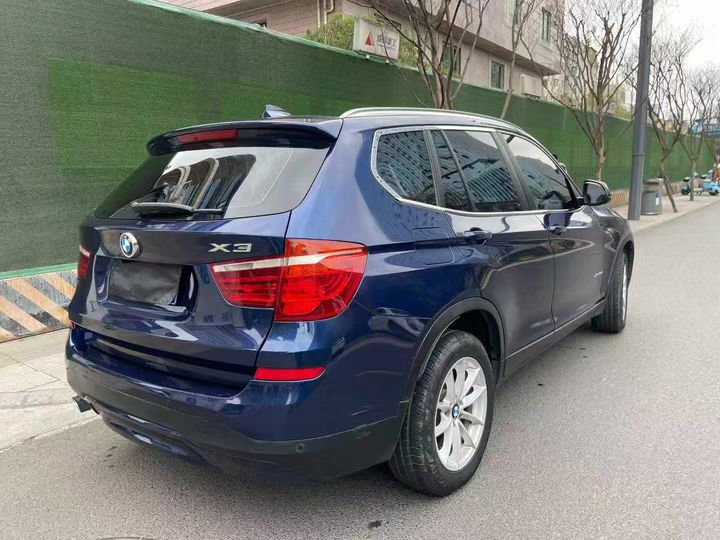 成都17年宝马X37