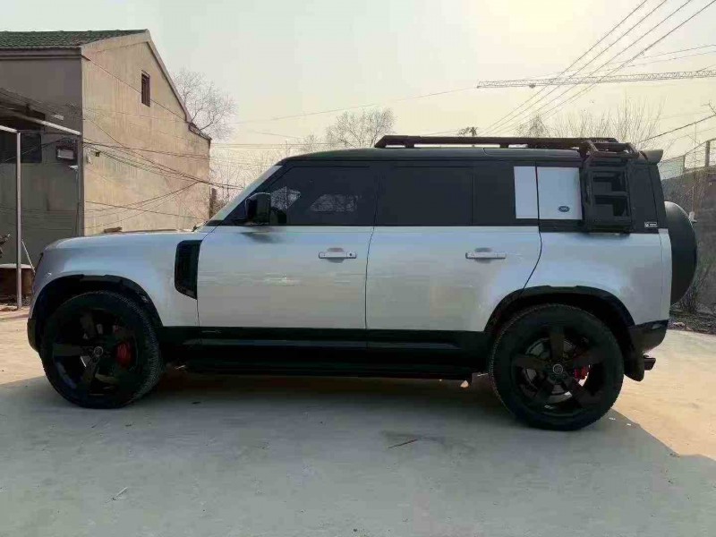 淄博23年路虎卫士7