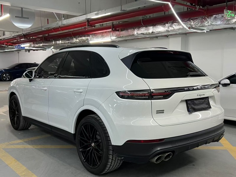 深圳20年保时捷卡宴8