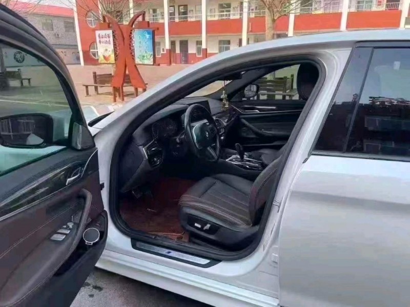 安陽19年寶馬5系4