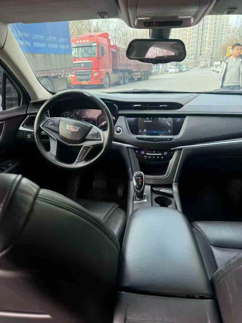 濰坊18年凱迪拉克XT57