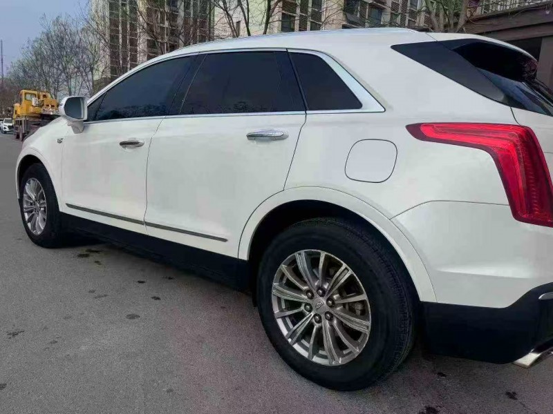 濰坊18年凱迪拉克XT58