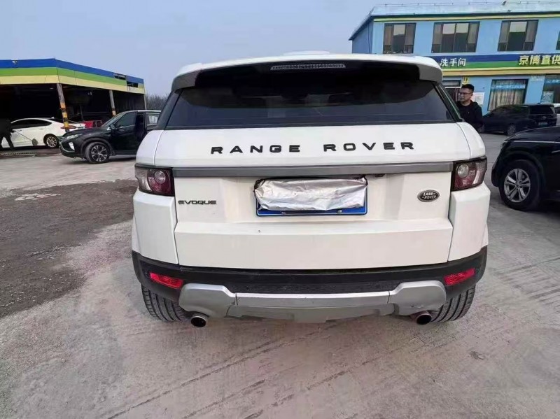 菏澤16年路虎極光9