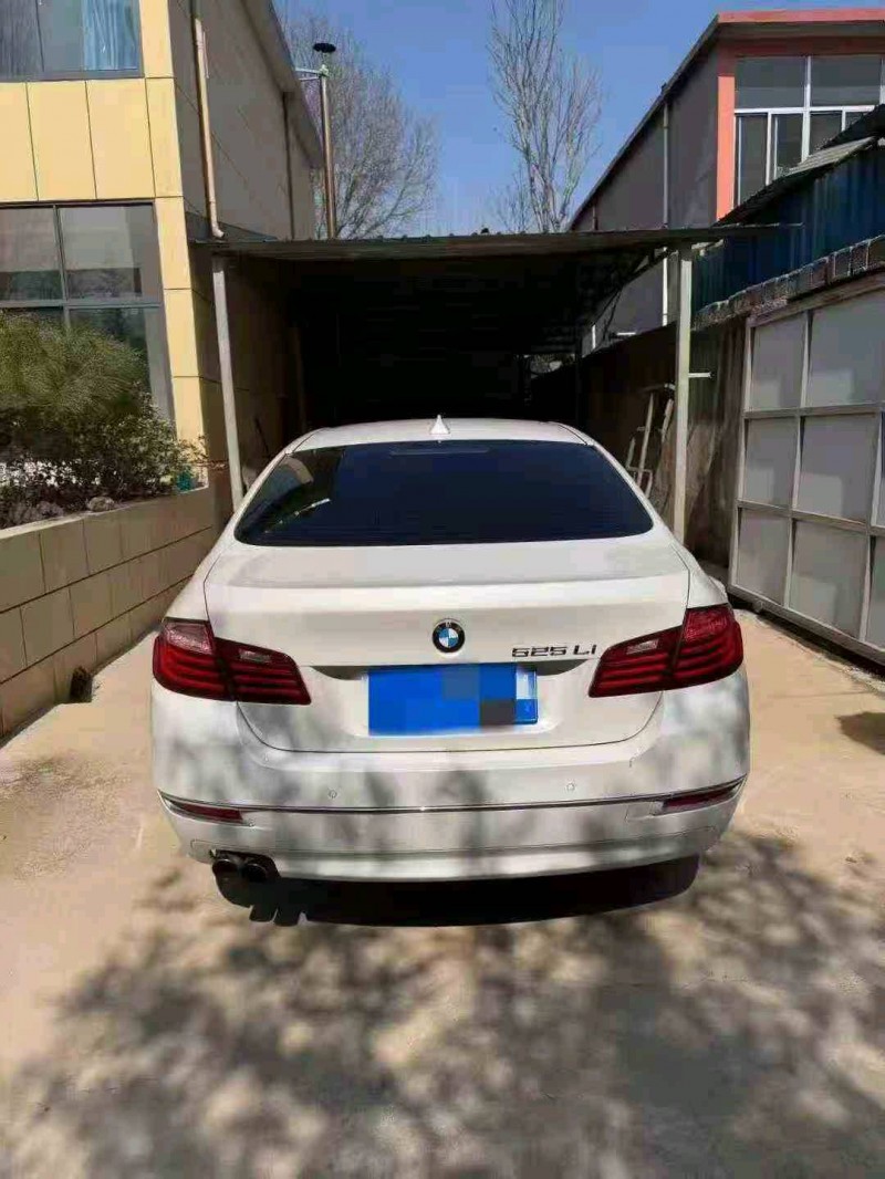 济宁14年宝马5系9