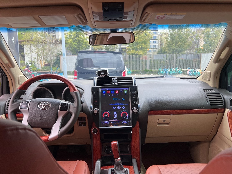 成都15年丰田普拉多5