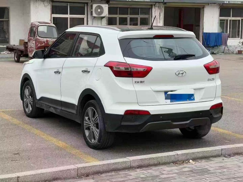 东营16年现代ix258
