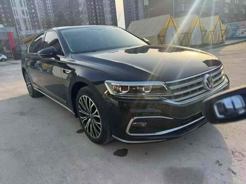 济宁22年大众辉昂2