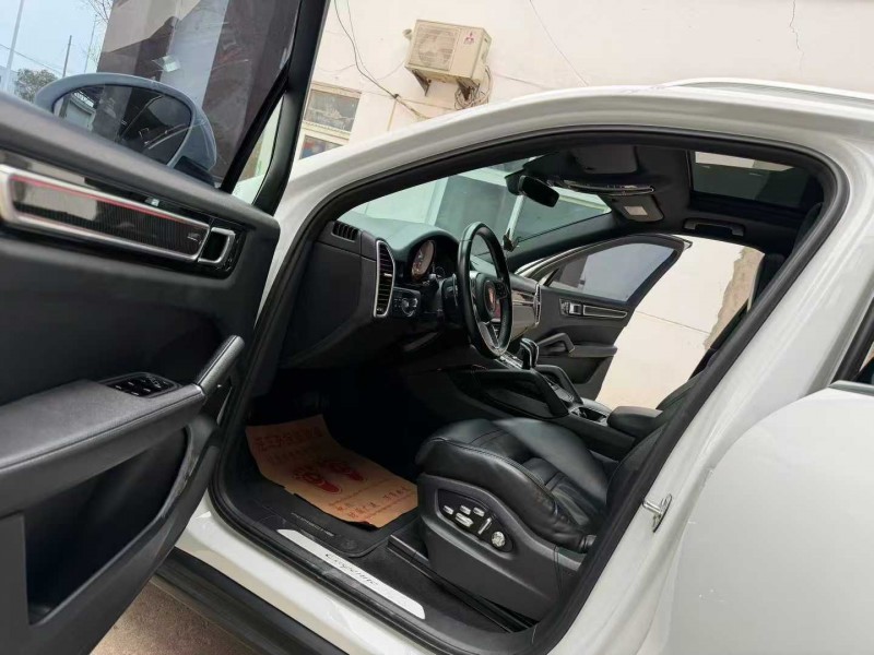 徐州18年保時捷卡宴4