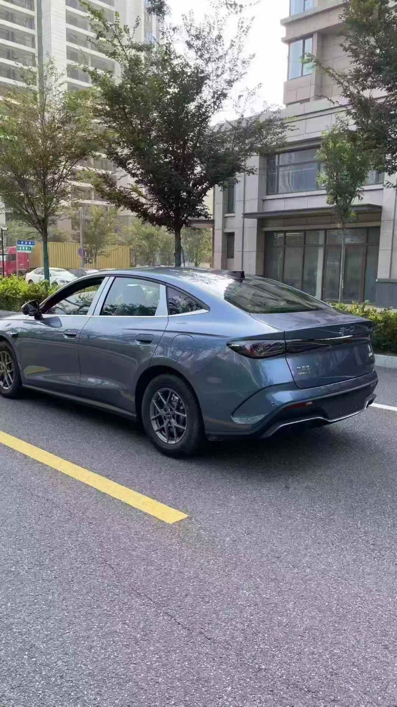 濟寧25年比亞迪海豹7