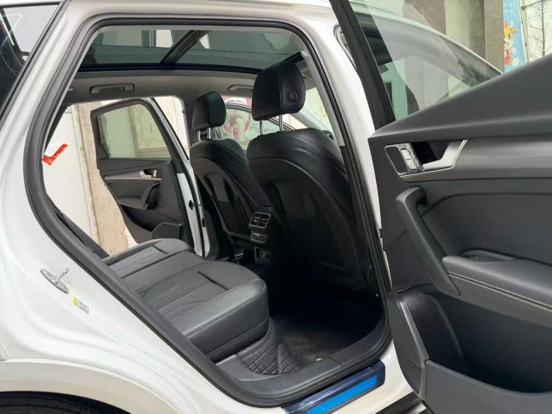 徐州25年奥迪Q57