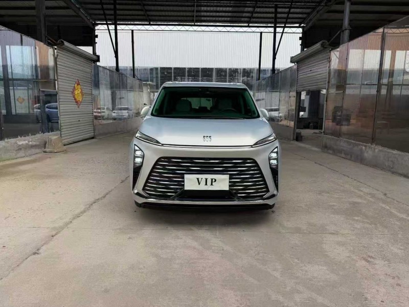 徐州25年别克GL81