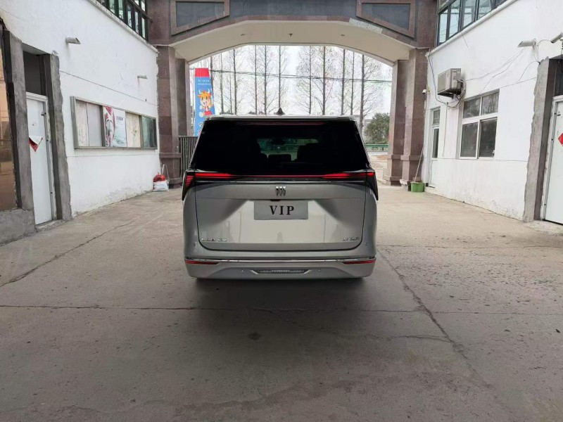 徐州25年别克GL89