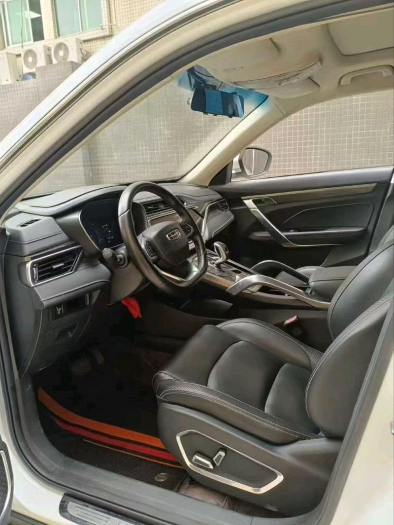 廣州21年吉利博越4