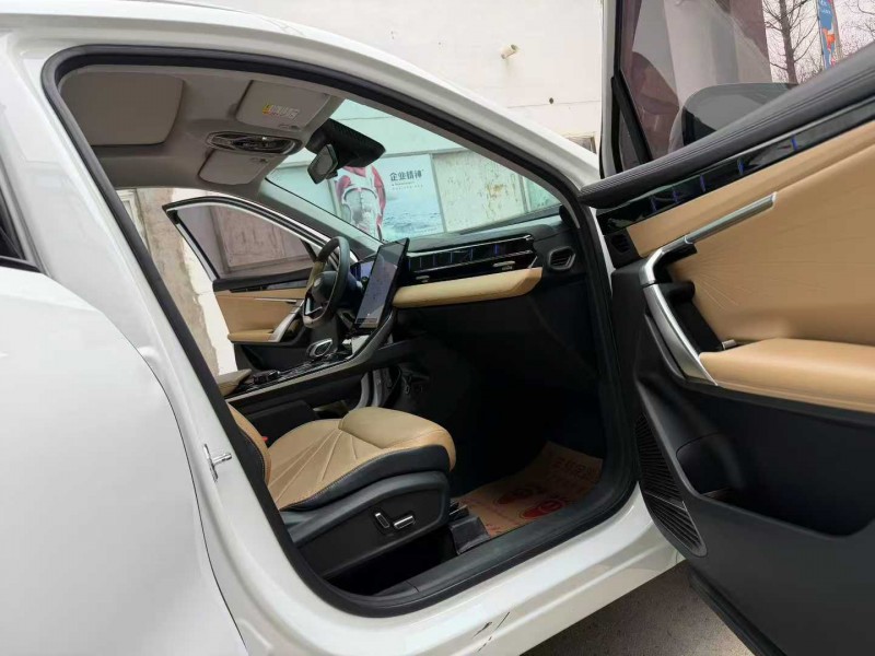 徐州24年吉利博越6