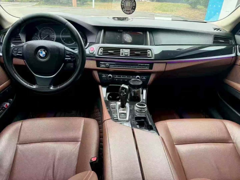 济宁16年宝马5系4