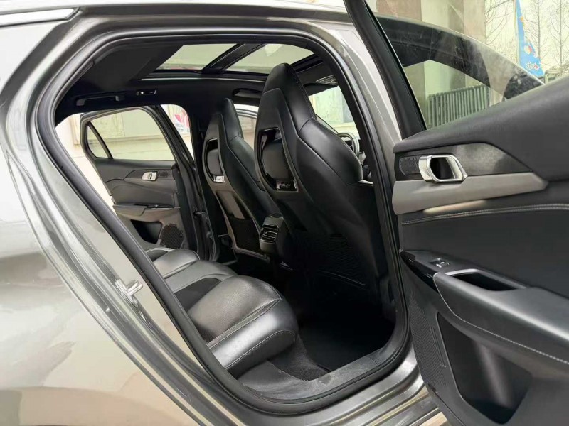 徐州22年领克037