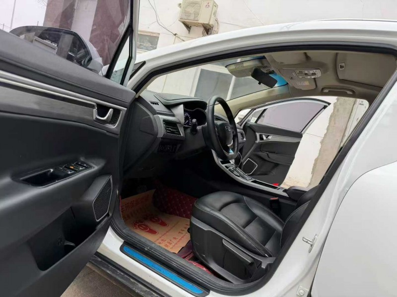 徐州19年吉利帝豪4