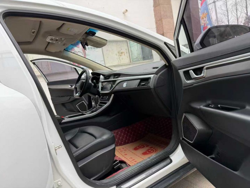 徐州19年吉利帝豪6