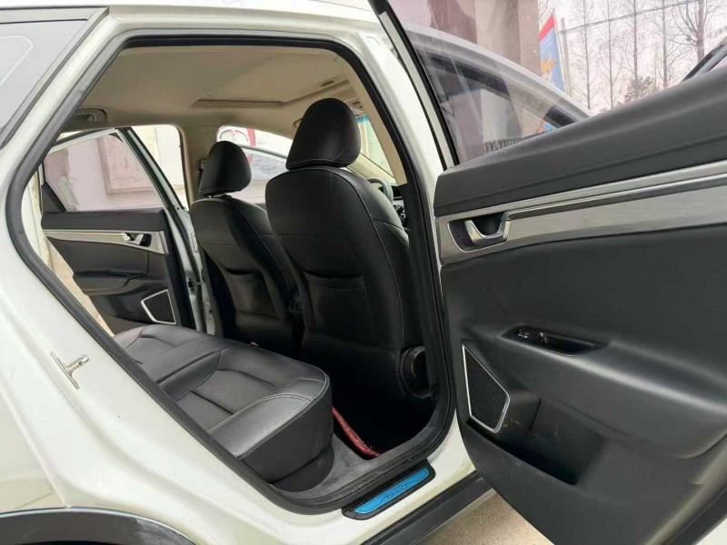 徐州19年吉利帝豪7