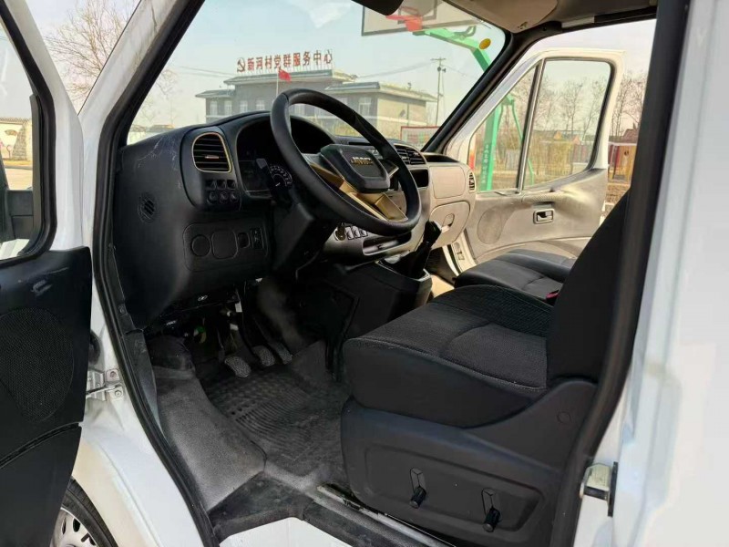 徐州23年江铃特顺4