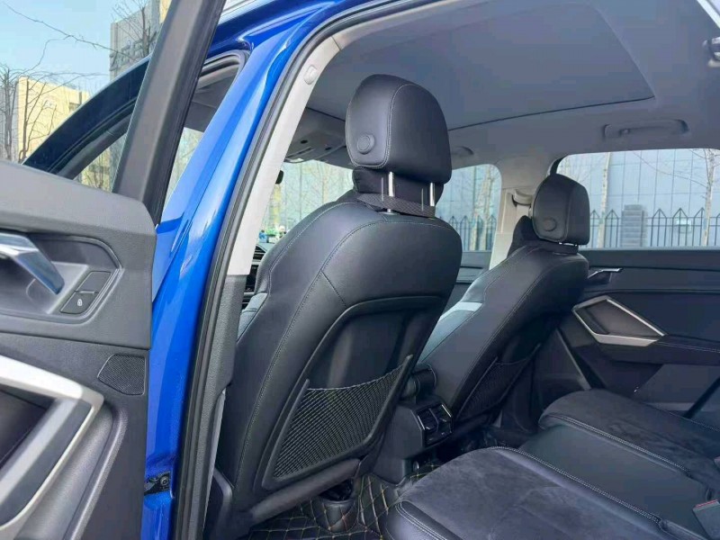 青岛21年奥迪Q38