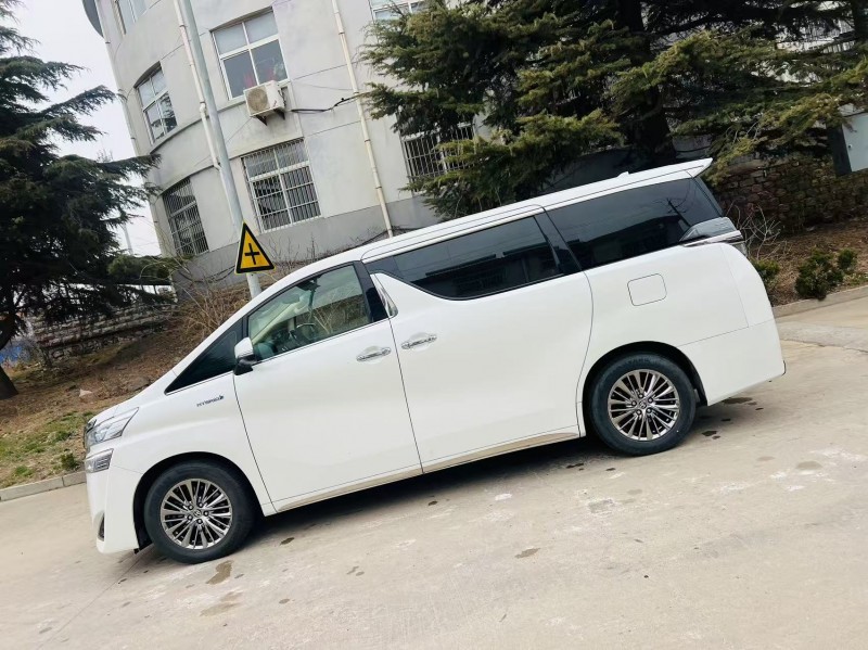 烟台21年丰田威尔法7