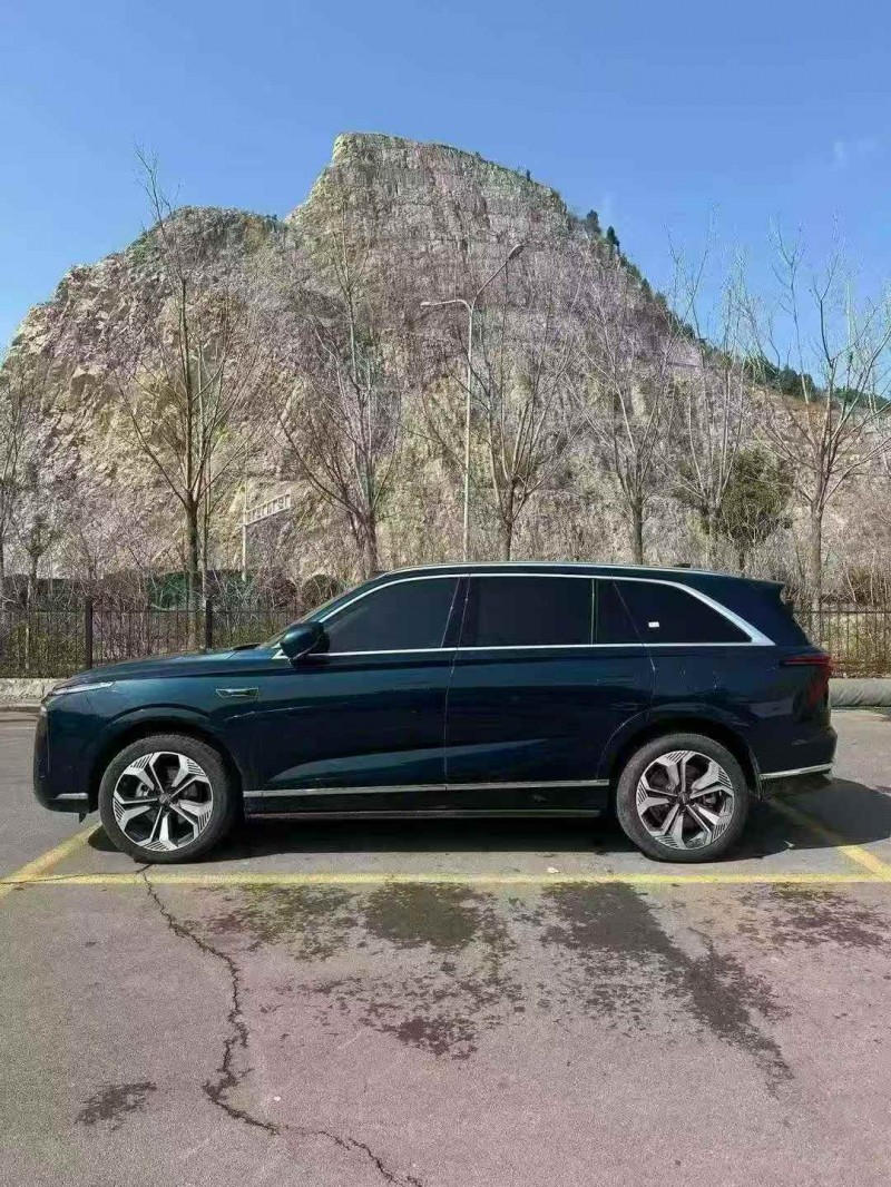 東營24年長城汽車魏牌8