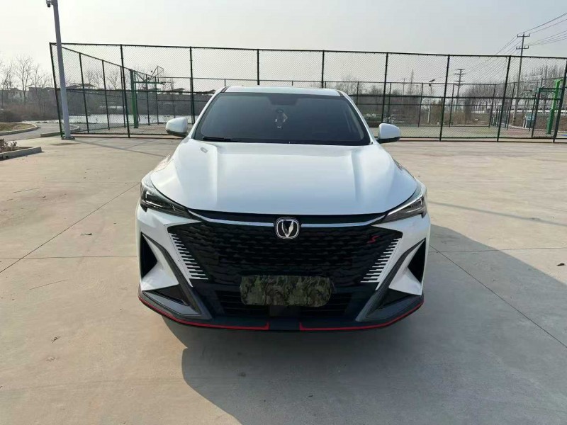 徐州25年長安汽車逸動1