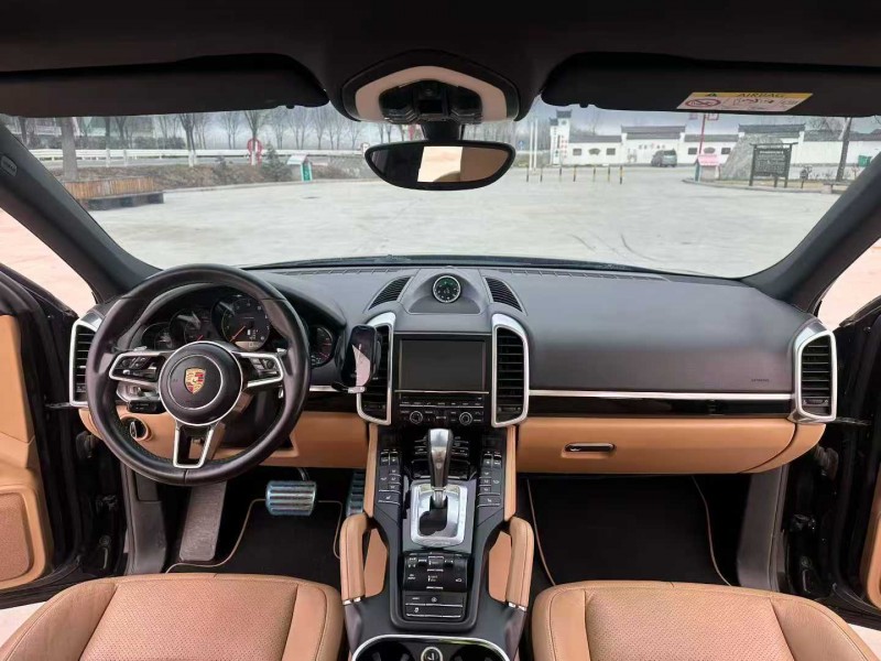 徐州15年保時捷卡宴4