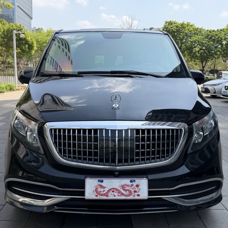 佛山22年奔驰威霆1