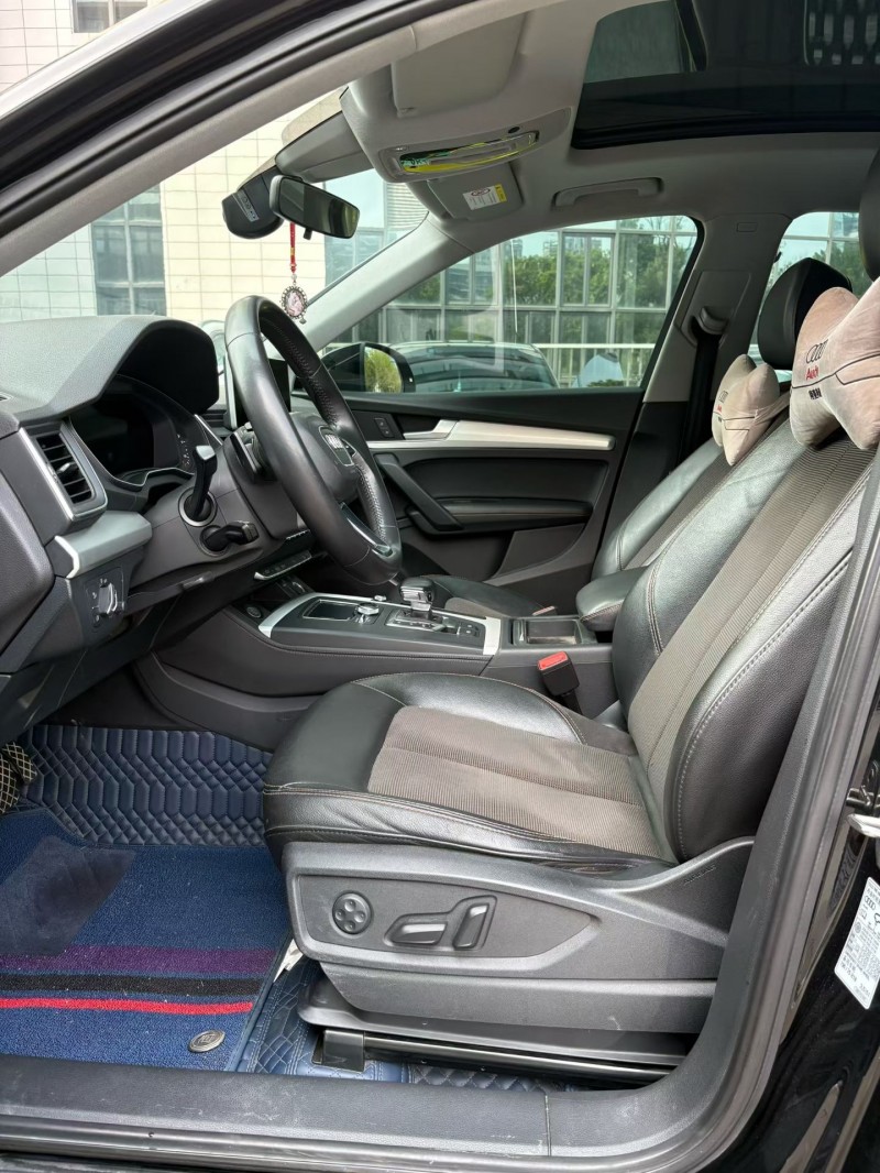 佛山19年奥迪Q54