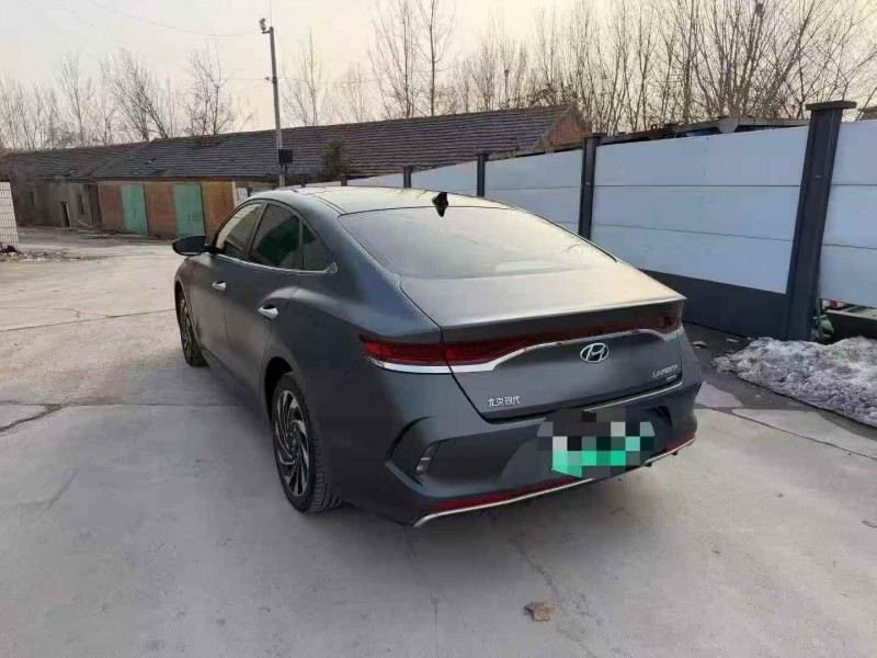 东营21年现代菲斯塔8