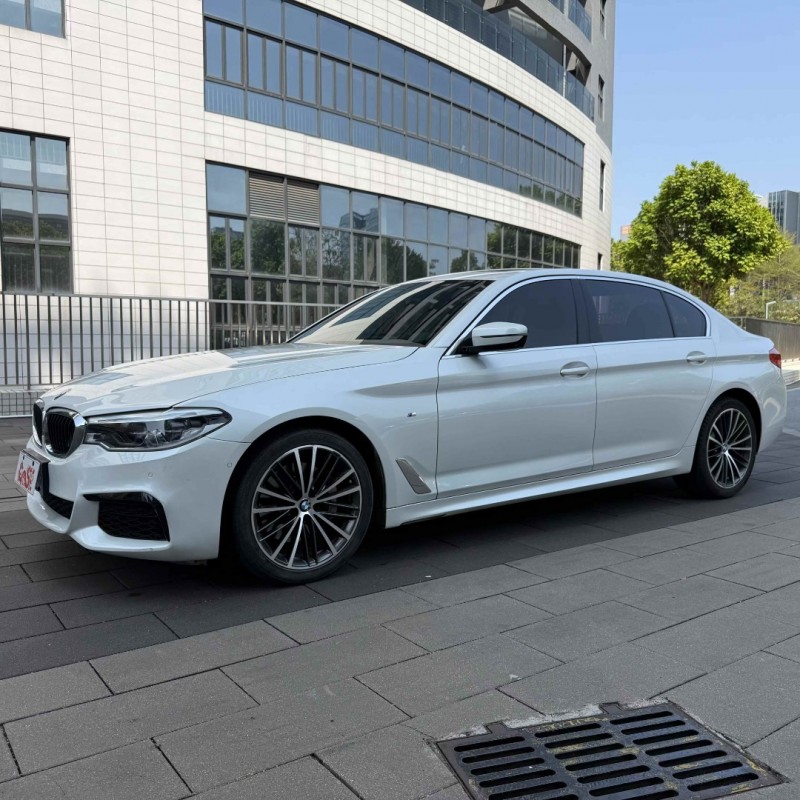 佛山19年宝马5系3