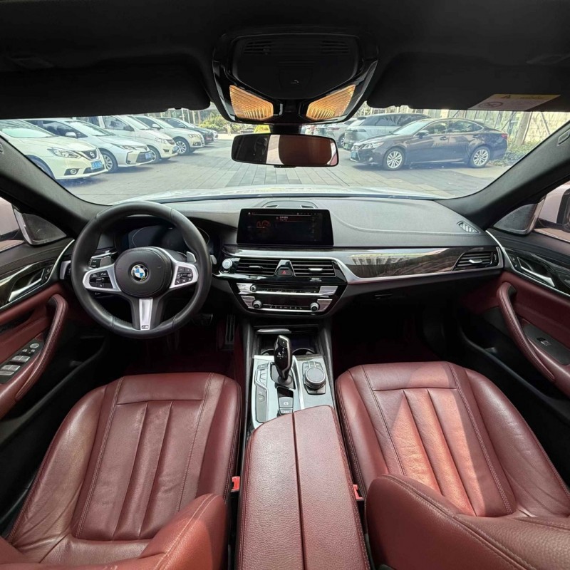 佛山19年宝马5系4