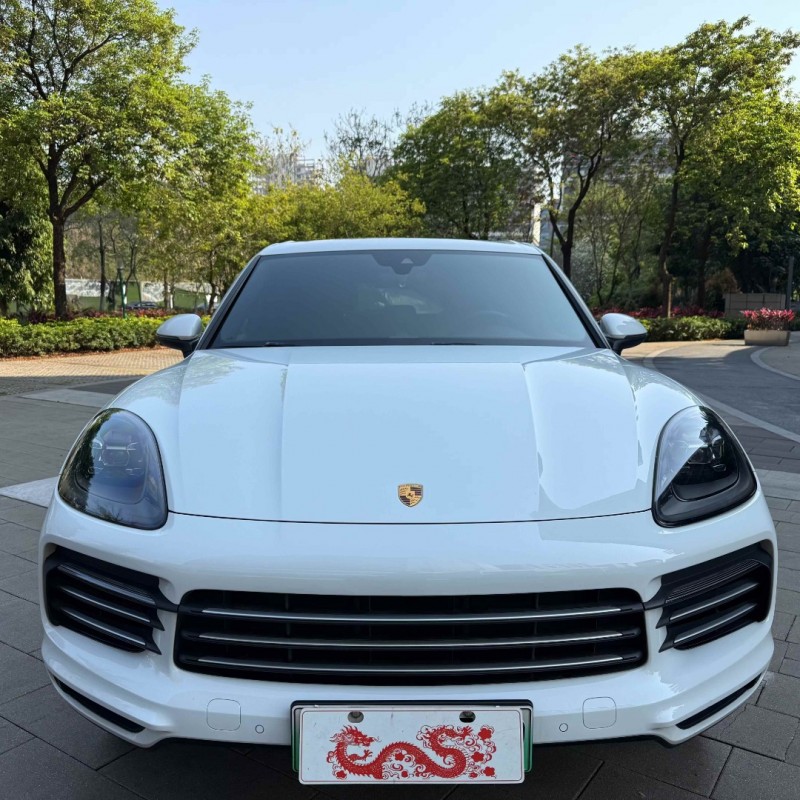 佛山21年保时捷卡宴1