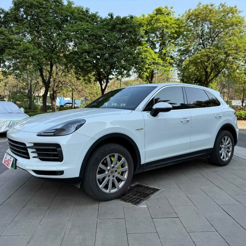 佛山21年保时捷卡宴3