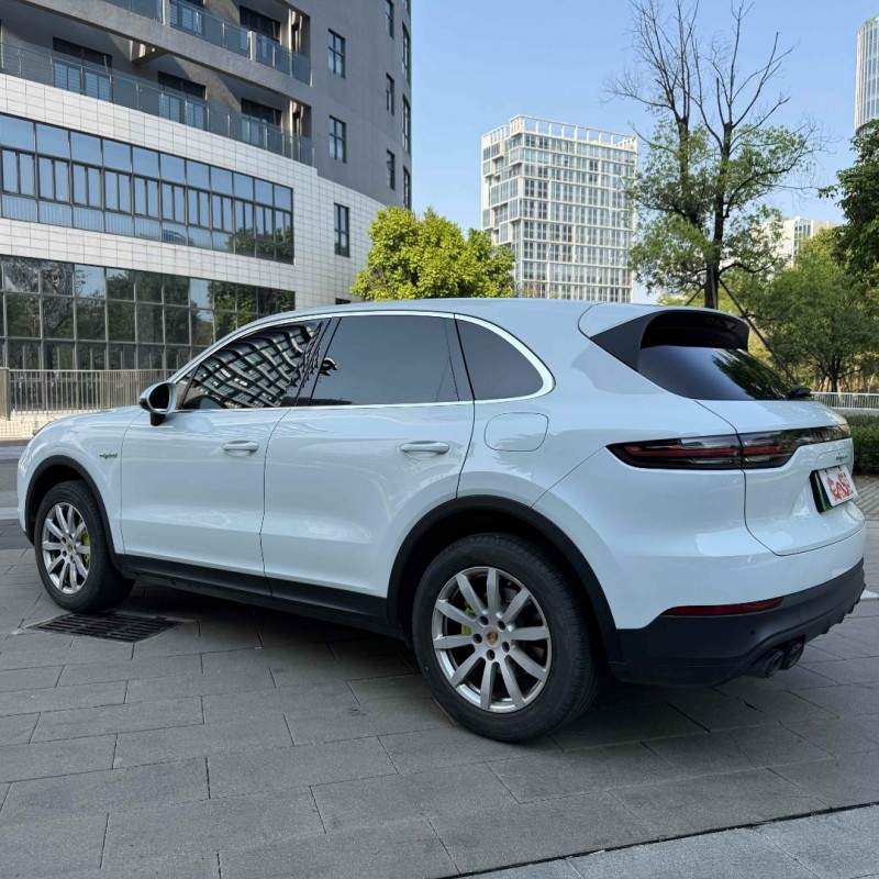 佛山21年保时捷卡宴8